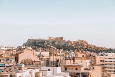 Visita guiada aos pontos fotogênicos de Atenas com um local